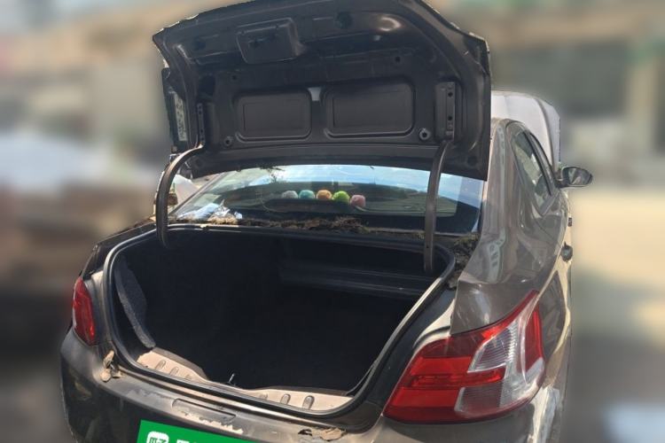Used Peugeot 301 2014 1.6L Automatic Comfort Edition Trunk