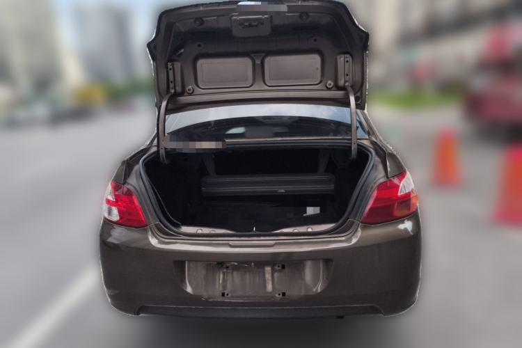 Used Peugeot 301 2014 1.6L Manual Comfort Edition Trunk