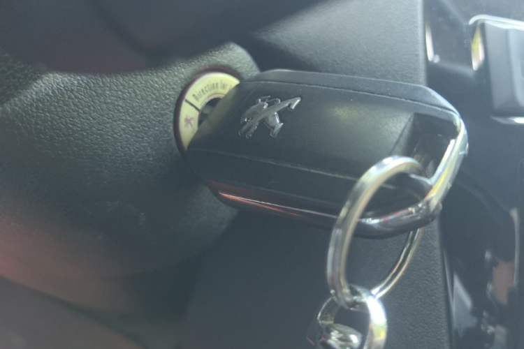 Used Peugeot 301 2014 1.6L Automatic Comfort Edition Vehicle Key
