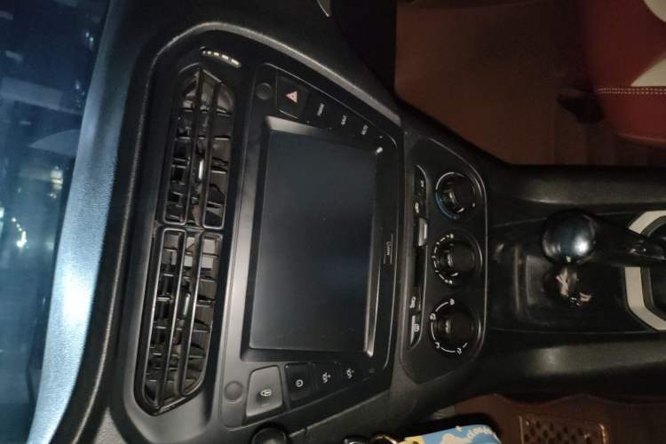 Used Peugeot 301 2014 1.6L Automatic Comfort Edition Audio And AC Panel