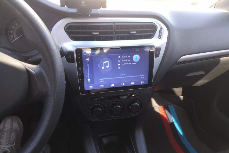 Used Peugeot 301 2014 1.6L Manual Comfort Edition Audio And AC Panel