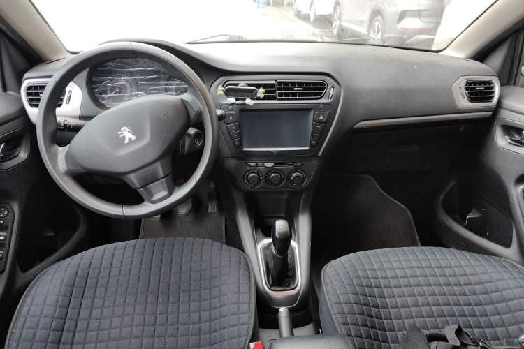 Used Peugeot 301 2014 1.6L Manual Comfort Edition Center Console