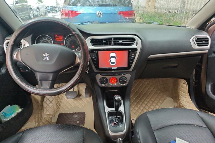 Used Peugeot 301 2014 1.6L Automatic Luxury Edition Center Console