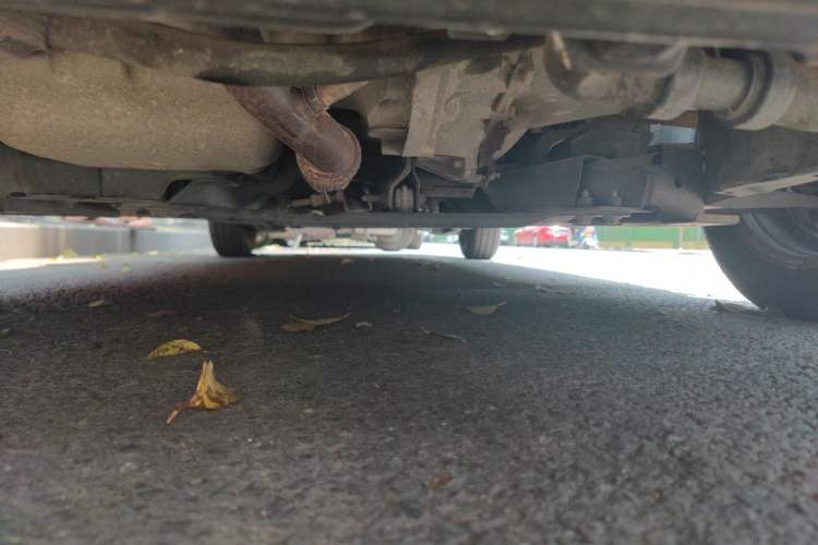 Used Peugeot 301 2014 1.6L Manual Comfort Edition Chassis Front