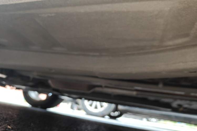 Used Peugeot 301 2014 1.6L Automatic Comfort Edition Chassis Front Left
