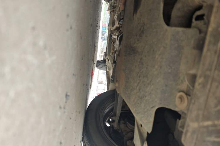 Used Peugeot 301 2014 1.6L Manual Comfort Edition Chassis Front Left