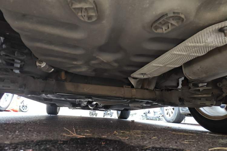 Used Peugeot 301 2014 1.6L Automatic Comfort Edition Chassis Rear