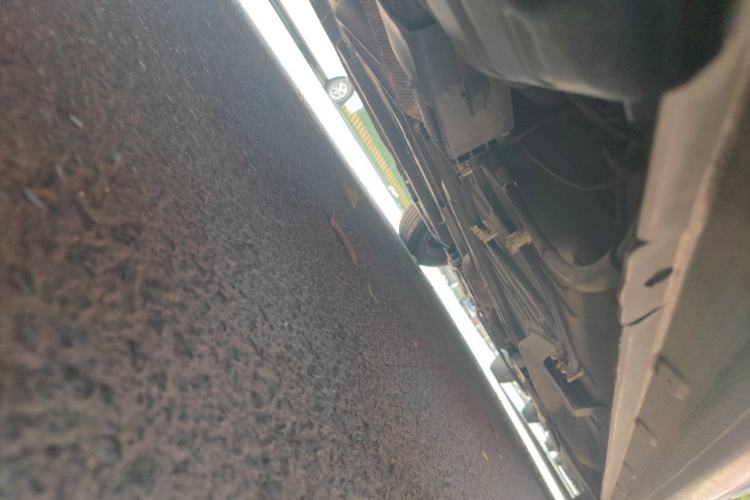 Used Peugeot 301 2014 1.6L Manual Comfort Edition Chassis Rear Right