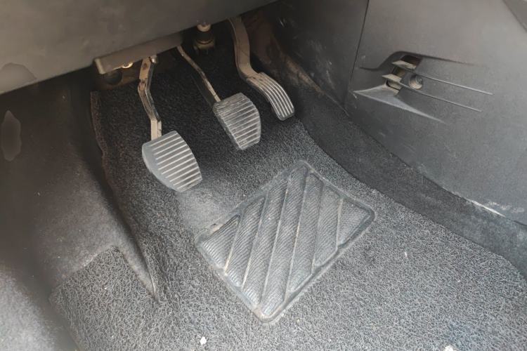 Used Peugeot 301 2014 1.6L Manual Comfort Edition Driver Seat