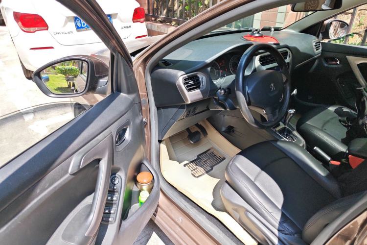Used Peugeot 301 2014 1.6L Automatic Luxury Edition Driver Seat