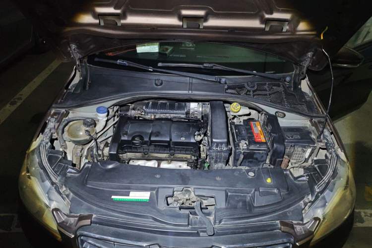 Used Peugeot 301 2014 1.6L Manual Luxury Edition Engine Bay
