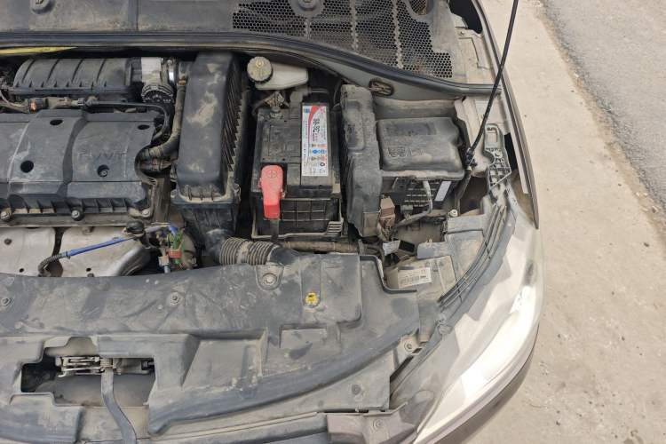 Used Peugeot 301 2014 1.6L Manual Comfort Edition Engine Bay Left
