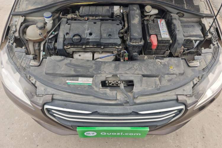Used Peugeot 301 2014 1.6L Manual Comfort Edition Engine Bay