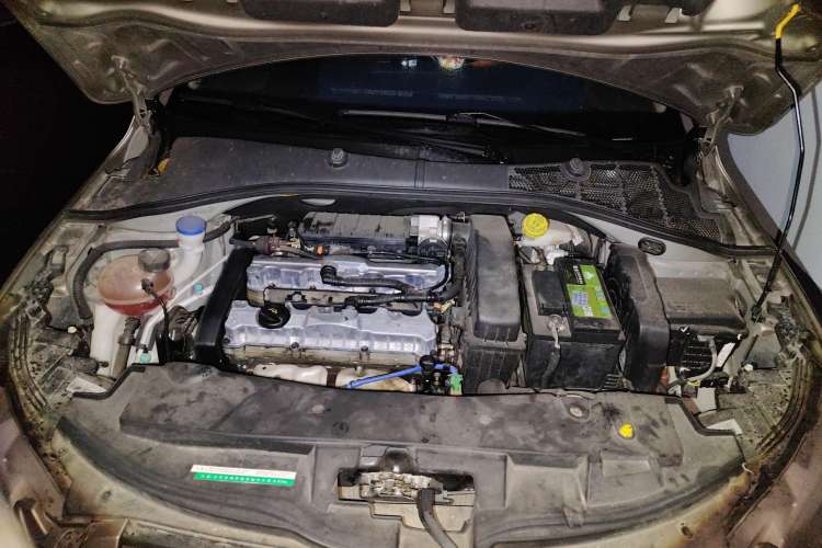 Used Peugeot 301 2014 1.6L Automatic Luxury Edition Engine Bay