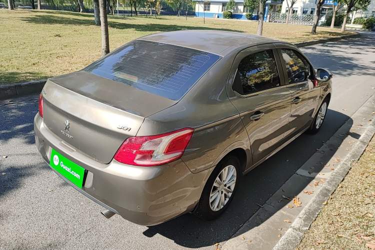 Used Peugeot 301 2014 1.6L Automatic Luxury Edition Exterior 3