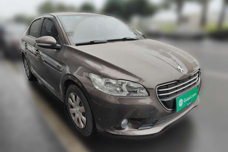 Used Peugeot 301 2014 1.6L Manual Comfort Edition Front Right 45 Deg