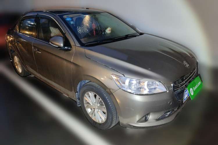 Used Peugeot 301 2014 1.6L Automatic Luxury Edition Front Right 45 Deg