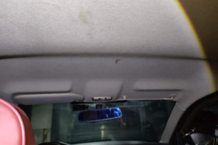 Used Peugeot 301 2014 1.6L Automatic Comfort Edition Headliner