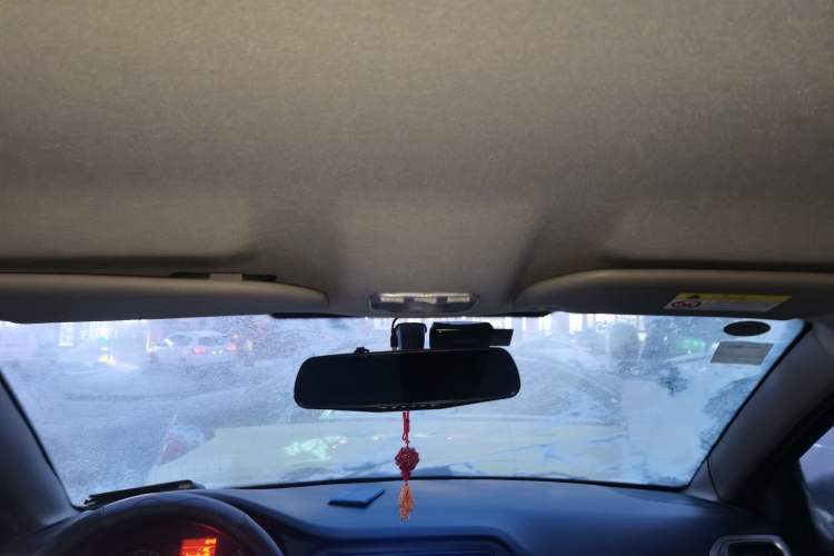 Used Peugeot 301 2014 1.6L Manual Comfort Edition Headliner