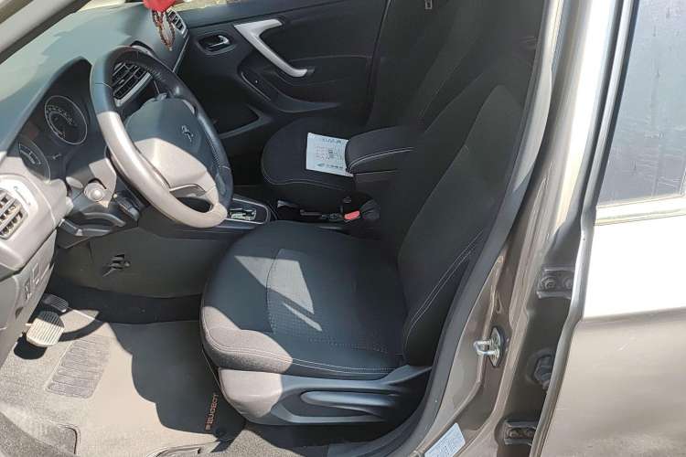 Used Peugeot 301 2014 1.6L Automatic Luxury Edition Interior 1