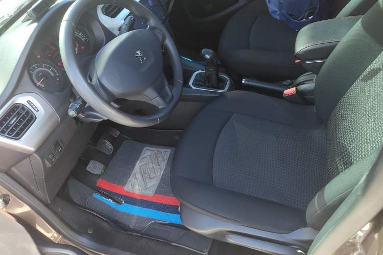 Used Peugeot 301 2014 1.6L Manual Comfort Edition Left Front Seat
