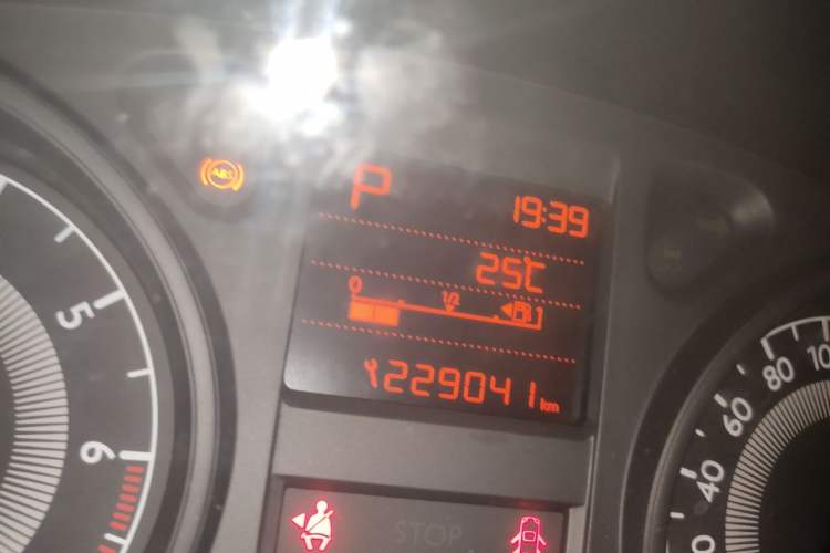 Used Peugeot 301 2014 1.6L Automatic Comfort Edition Odometer Close Up