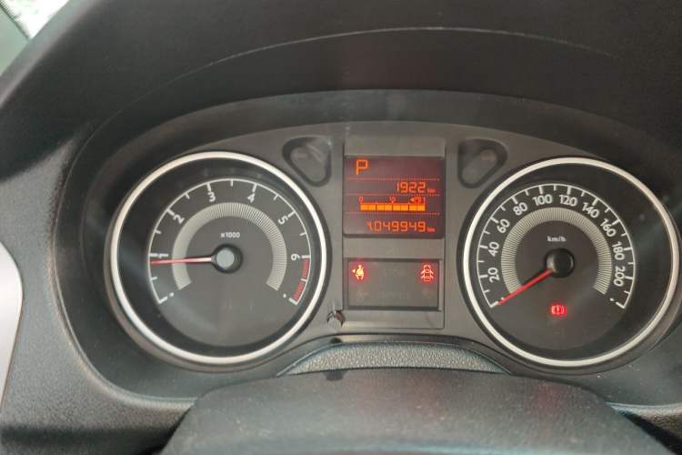 Used Peugeot 301 2014 1.6L Automatic Luxury Edition Odometer Close Up