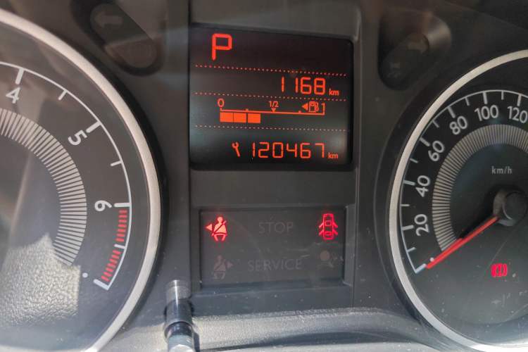 Used Peugeot 301 2014 1.6L Automatic Luxury Edition Odometer Close Up