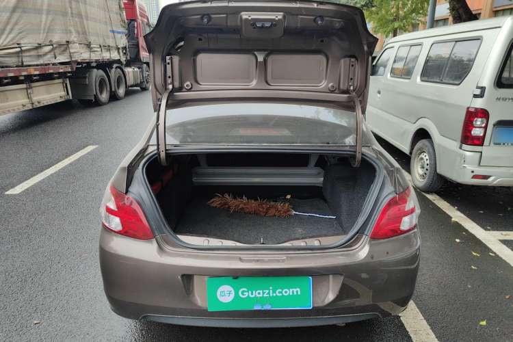 Used Peugeot 301 2014 1.6L Manual Comfort Edition Trunk