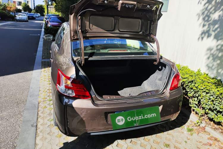 Used Peugeot 301 2014 1.6L Manual Comfort Edition Trunk