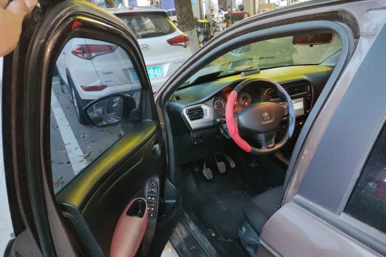 Used Peugeot 301 2014 1.6L Manual Comfort Edition Driver Seat