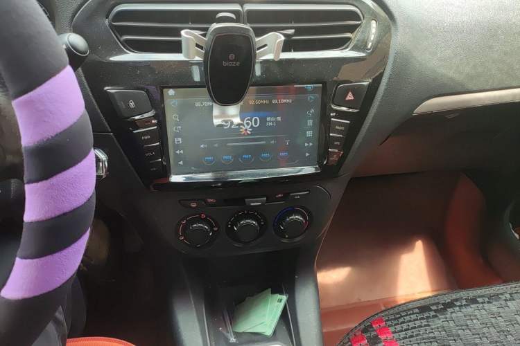 Used Peugeot 301 2014 1.6L Manual Comfort Edition Audio And AC Panel