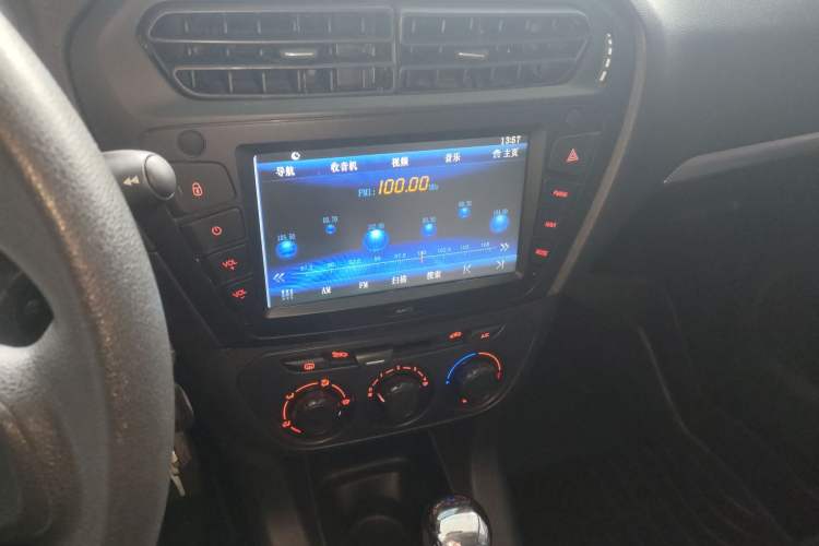 Used Peugeot 301 2014 1.6L Automatic Comfort Edition Audio And AC Panel