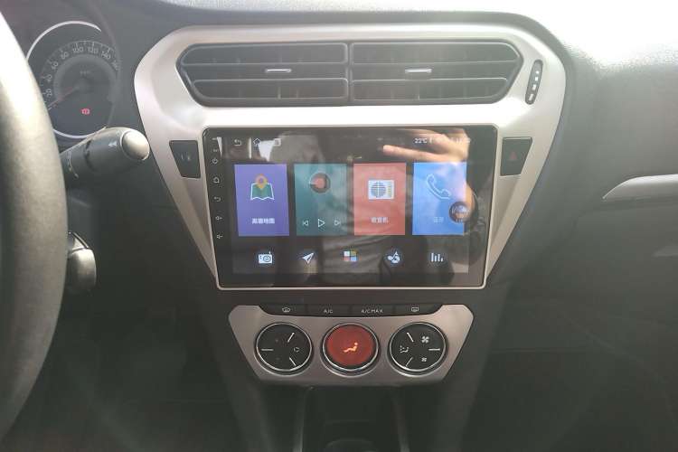 Used Peugeot 301 2014 1.6L Automatic Prestige Edition Audio And AC Panel