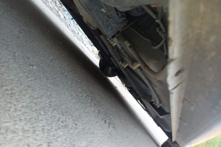 Used Peugeot 301 2014 1.6L Automatic Comfort Edition Chassis Rear Right