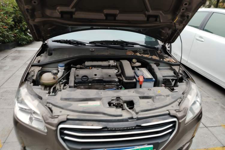 Used Peugeot 301 2014 1.6L Manual Comfort Edition Engine Bay