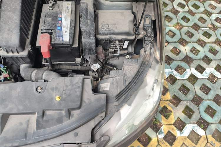 Used Peugeot 301 2014 1.6L Automatic Comfort Edition Engine Bay Left