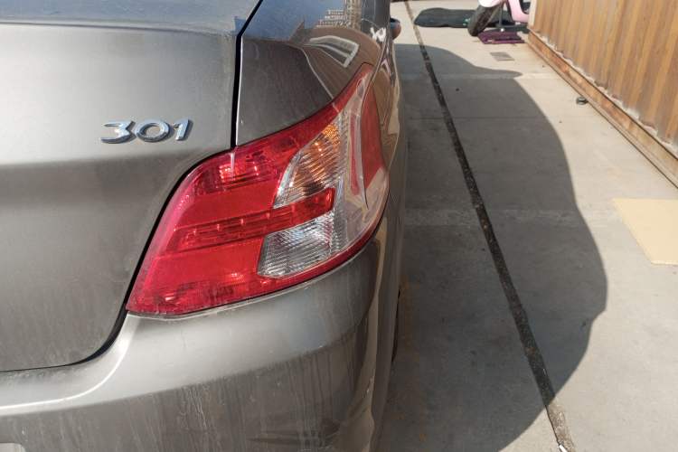 Used Peugeot 301 2014 1.6L Manual Comfort Edition Exterior 3
