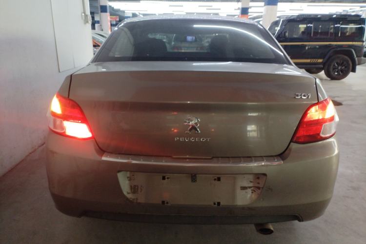 Used Peugeot 301 2014 1.6L Automatic Prestige Edition Exterior 4