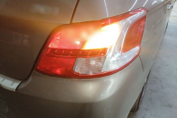 Used Peugeot 301 2014 1.6L Automatic Prestige Edition Exterior 6