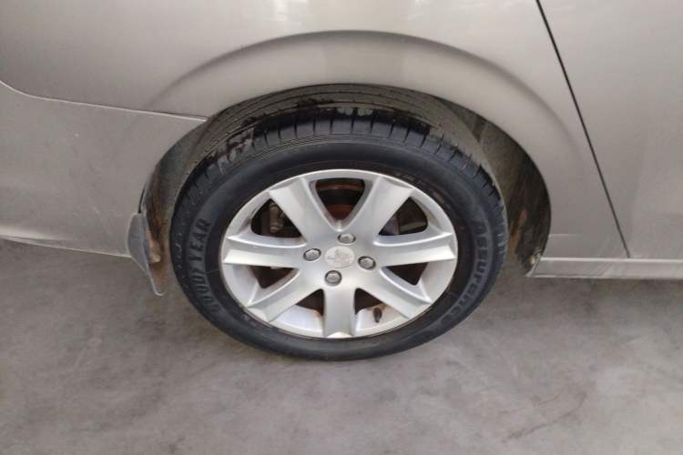 Used Peugeot 301 2014 1.6L Automatic Prestige Edition Exterior 8