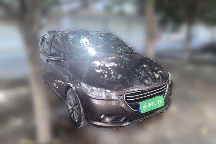 Used Peugeot 301 2014 1.6L Manual Comfort Edition Front Right 45 Deg