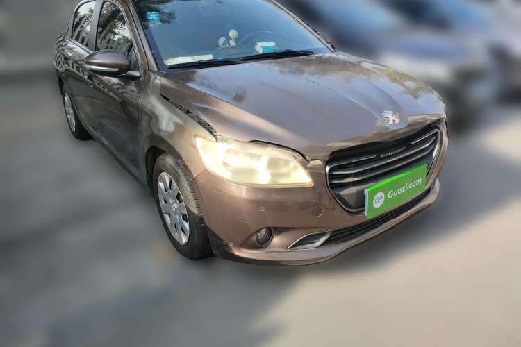 Used Peugeot 301 2014 1.6L Automatic Comfort Edition Front Right 45 Deg