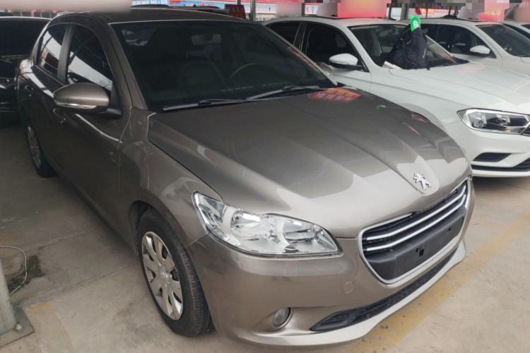 Used Peugeot 301 2014 1.6L Automatic Comfort Edition Front Right 45 Deg