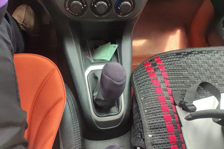 Used Peugeot 301 2014 1.6L Manual Comfort Edition Gear Lever