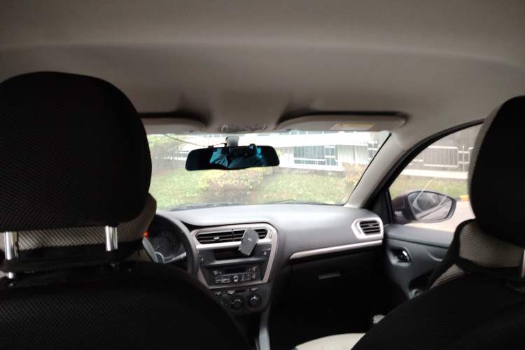 Used Peugeot 301 2014 1.6L Manual Comfort Edition Headliner
