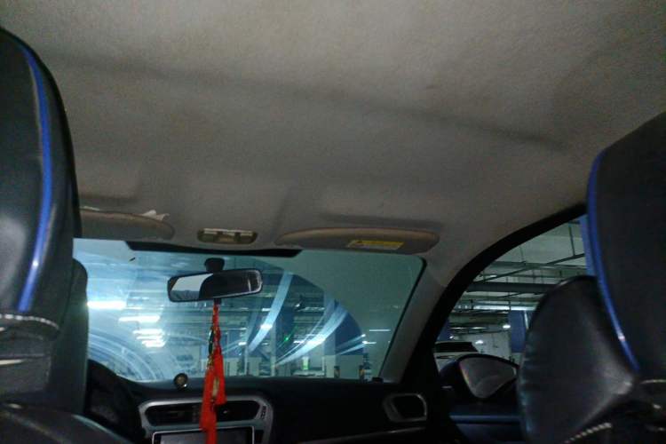 Used Peugeot 301 2014 1.6L Automatic Comfort Edition Headliner