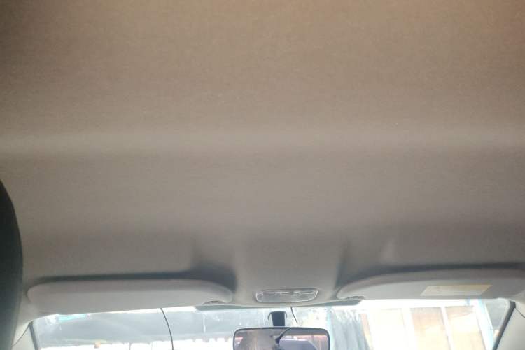 Used Peugeot 301 2014 1.6L Automatic Comfort Edition Headliner