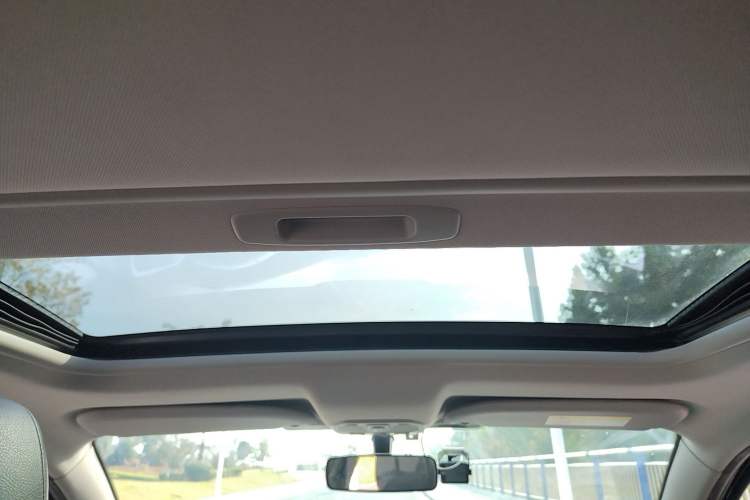 Used Peugeot 301 2014 1.6L Automatic Prestige Edition Headliner