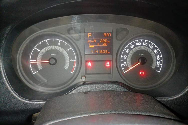 Used Peugeot 301 2014 1.6L Automatic Comfort Edition Instrument Cluster